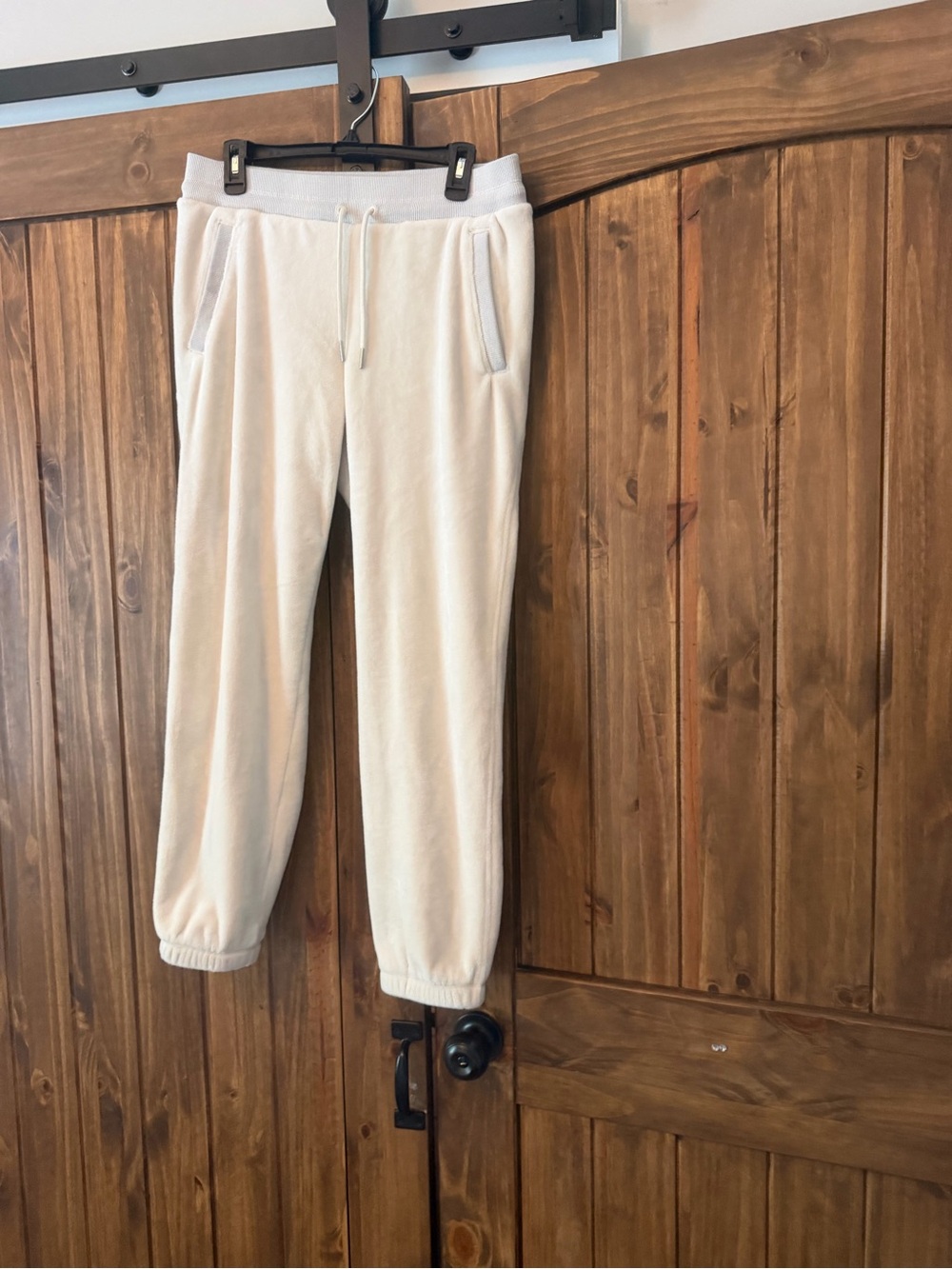 Athleta cozy karma joggers - Picture 2 of 8